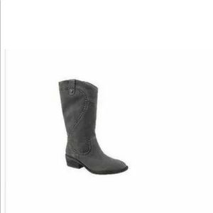 B Makowskey grey suede western studded boot